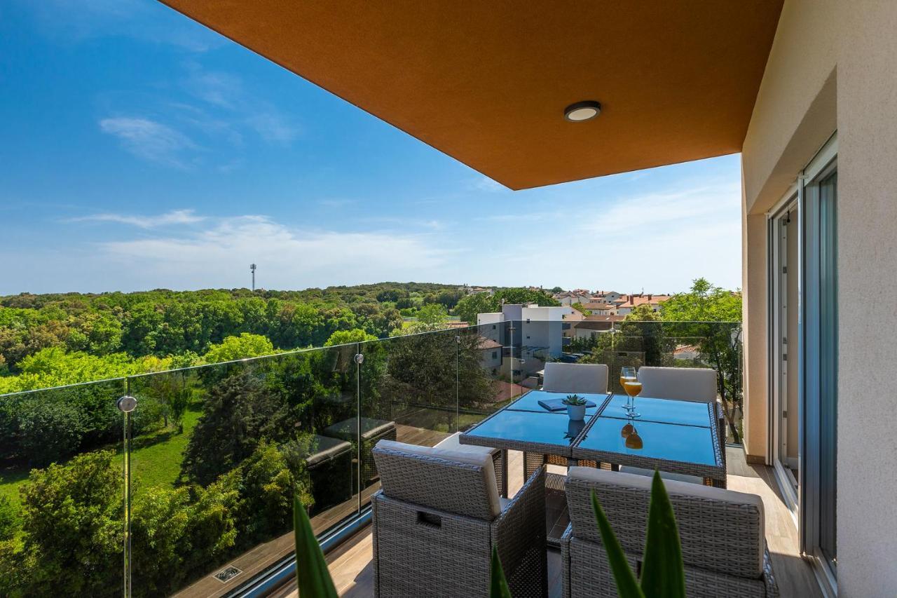 Exclusive Apartments Ellen & Micol-With 3 Free Mountain Bikes Pjescana Uvala Exterior photo